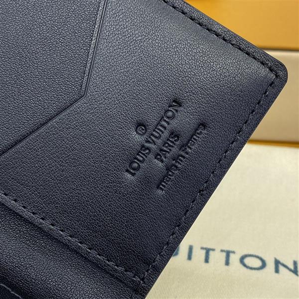 2026122105456431 690